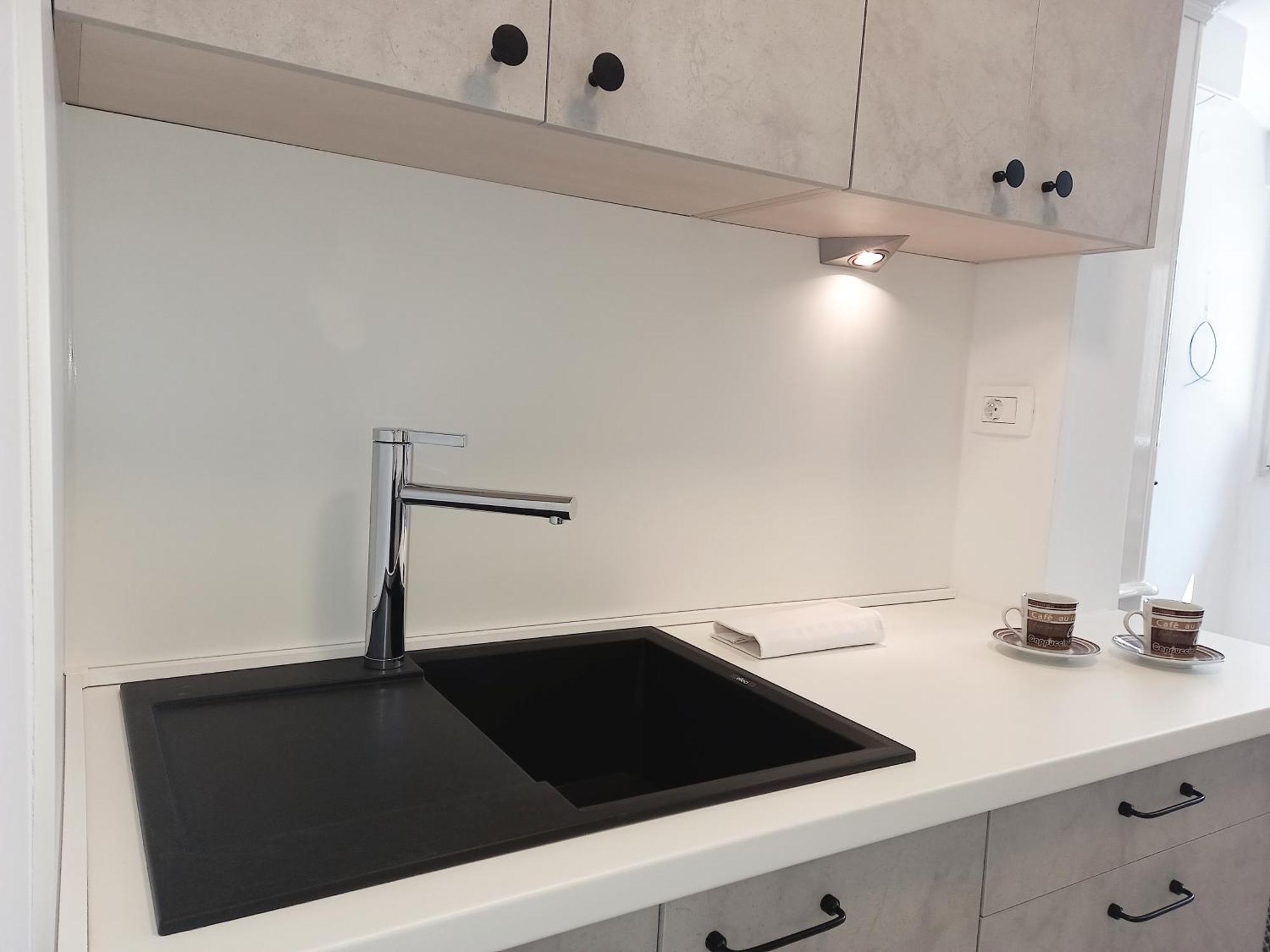 Bruno Split Centre Apartment And Room ภายนอก รูปภาพ